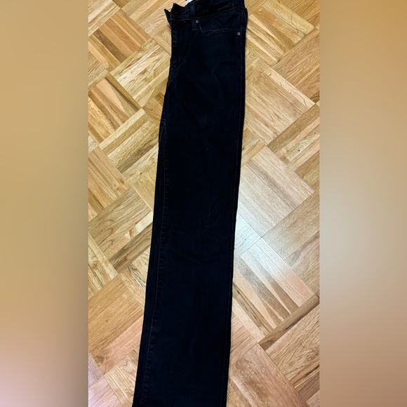 Levi’s slimming straight - Picture 7 of 9